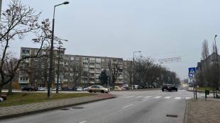 10084_b.jpg