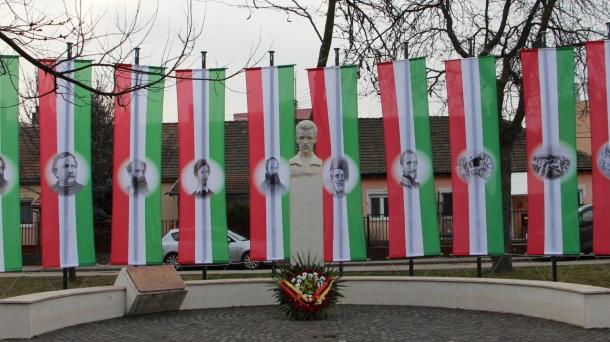 Petőfi tér_március 15 Petőfi tér_március 15